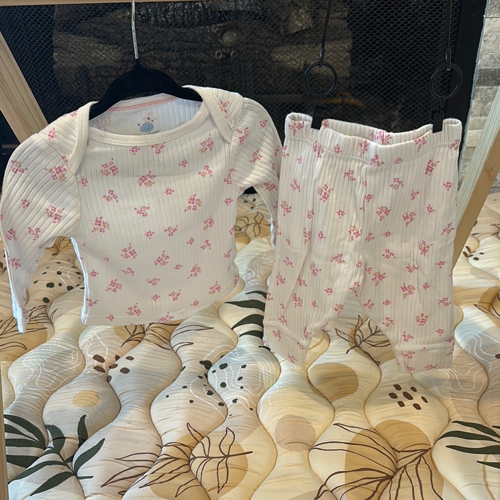 Cloud Island White and Pink Matching Floral Set
